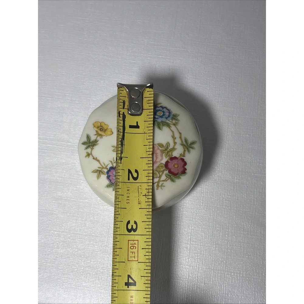 Takahashi East Wind Floral Ceramic Trinket Box Ring Holder